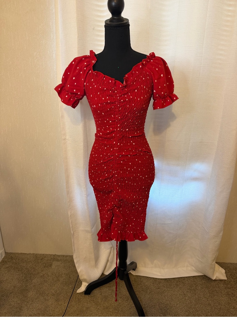 PrettyLittleThing Red Smocked Midi Dress with Puff Sleeves and White Dot Print